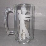 I love zombies etched beer mug