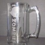 I love zombies beer mug
