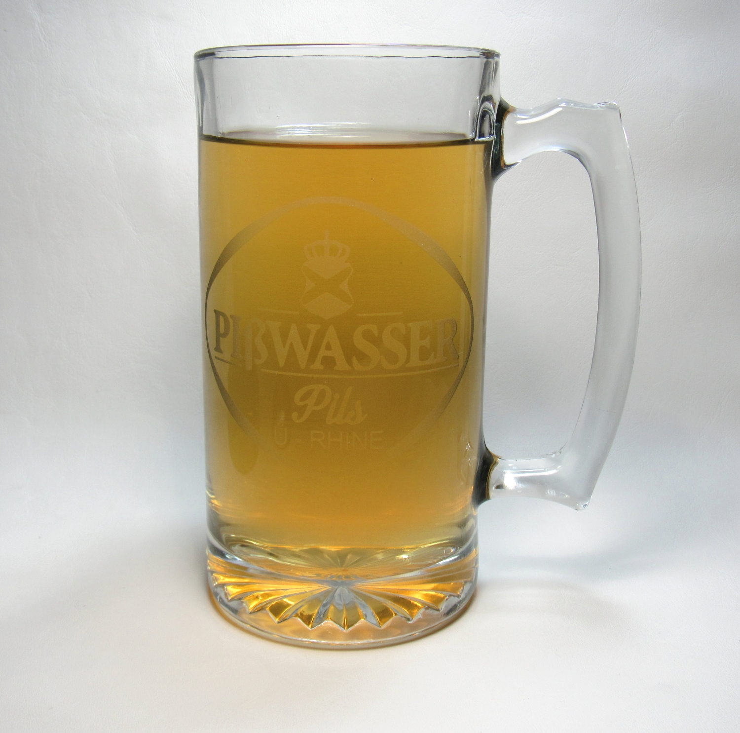 Pißwasser etched beer mug