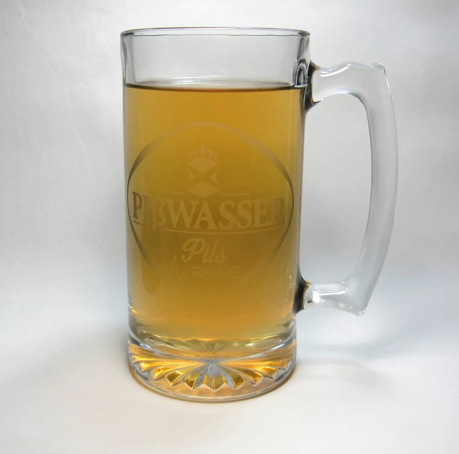 Pißwasser etched beer mug
